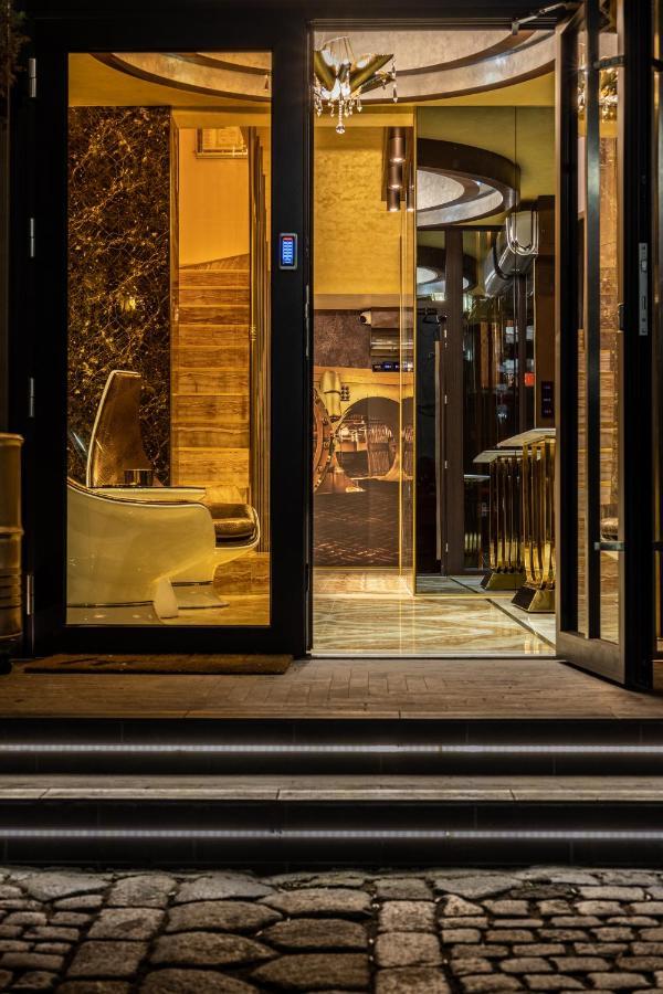 Hidden Bank: Cash Apartment Plovdiv Luaran gambar