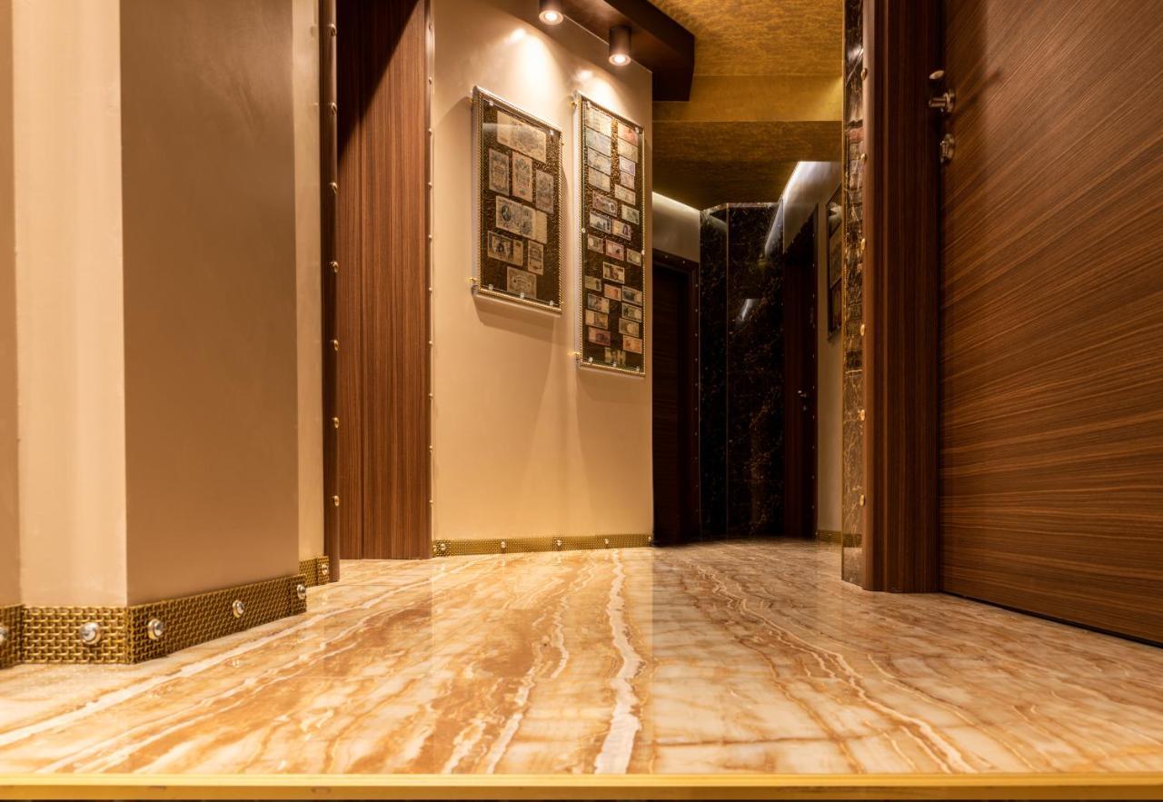 Hidden Bank: Cash Apartment Plovdiv Luaran gambar