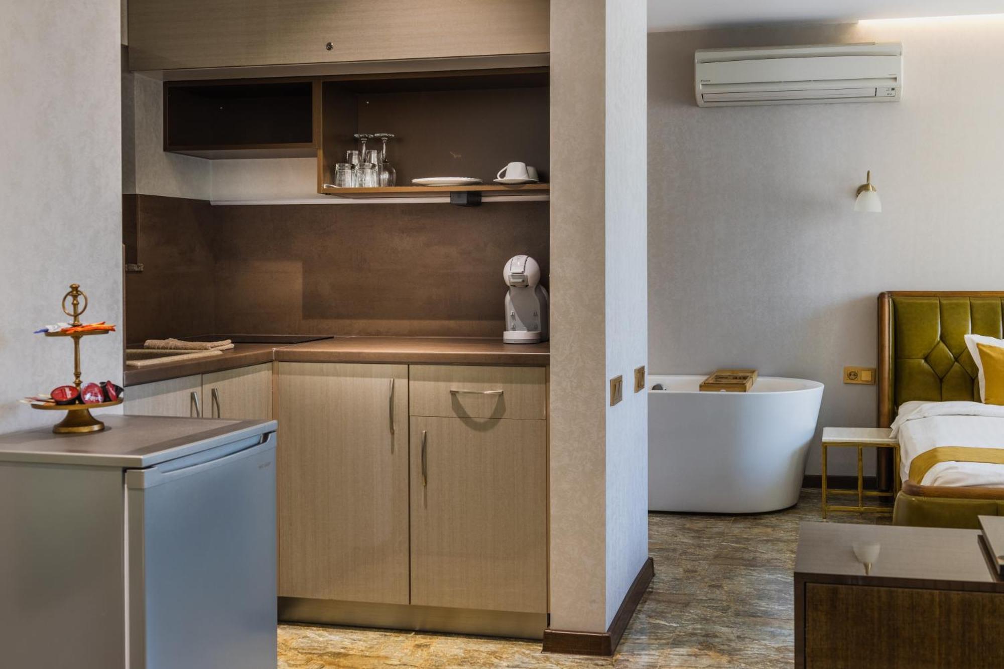 Hidden Bank: Cash Apartment Plovdiv Luaran gambar